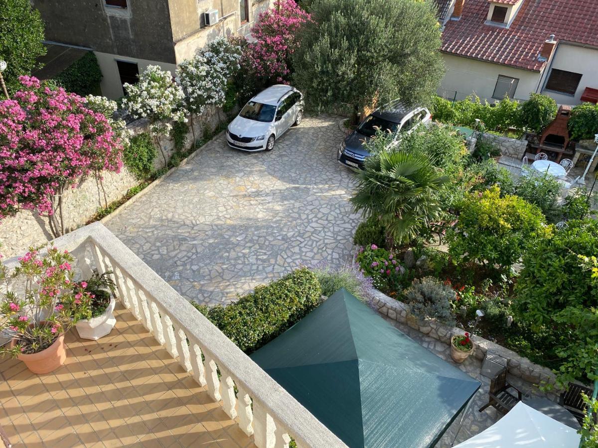Family Apartments Vesna- 100 M Beach -Center Crikvenica Bagian luar foto