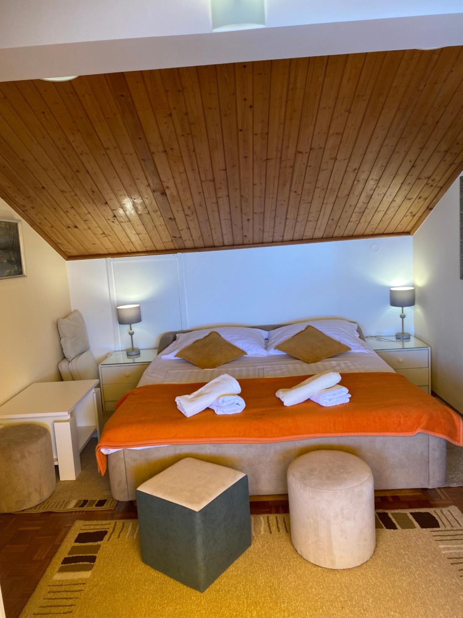 Family Apartments Vesna- 100 M Beach -Center Crikvenica Bagian luar foto