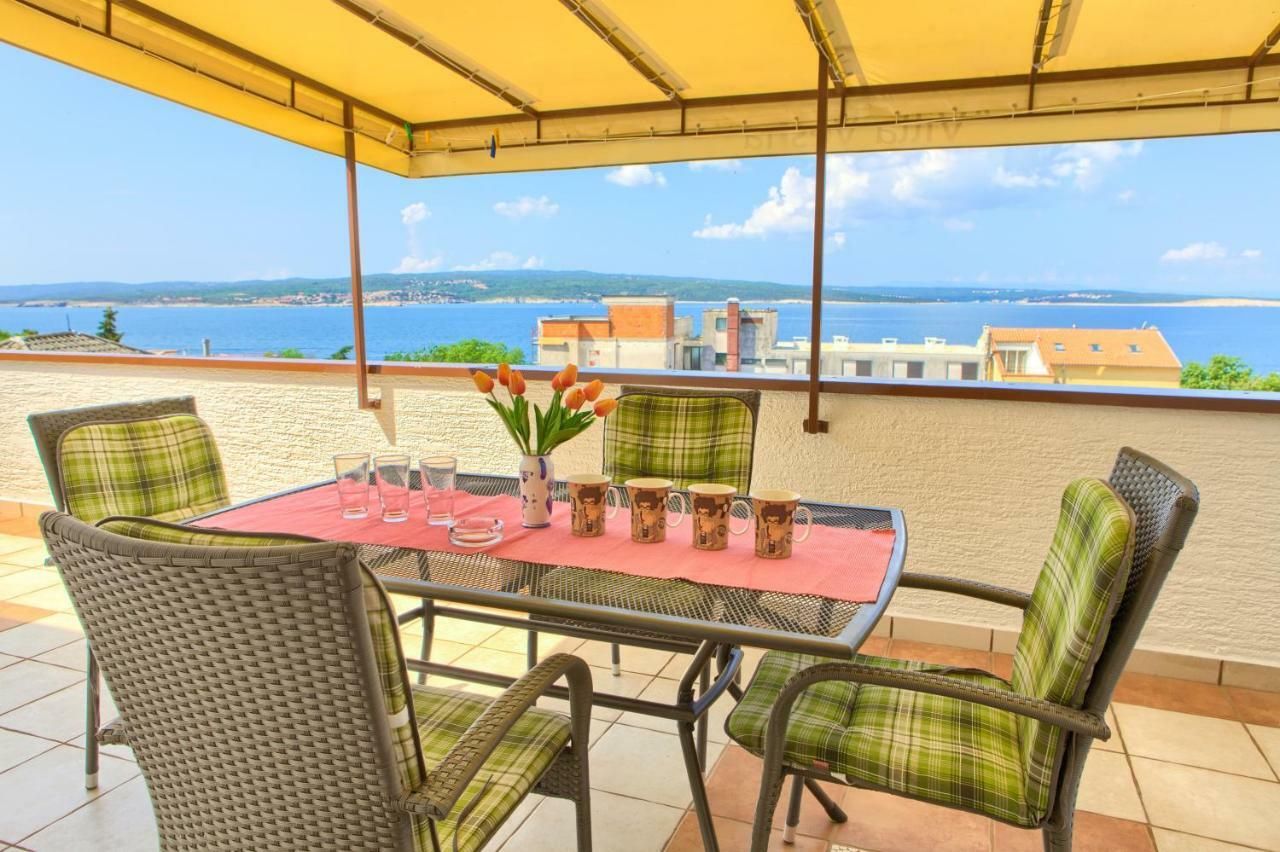 Family Apartments Vesna- 100 M Beach -Center Crikvenica Bagian luar foto