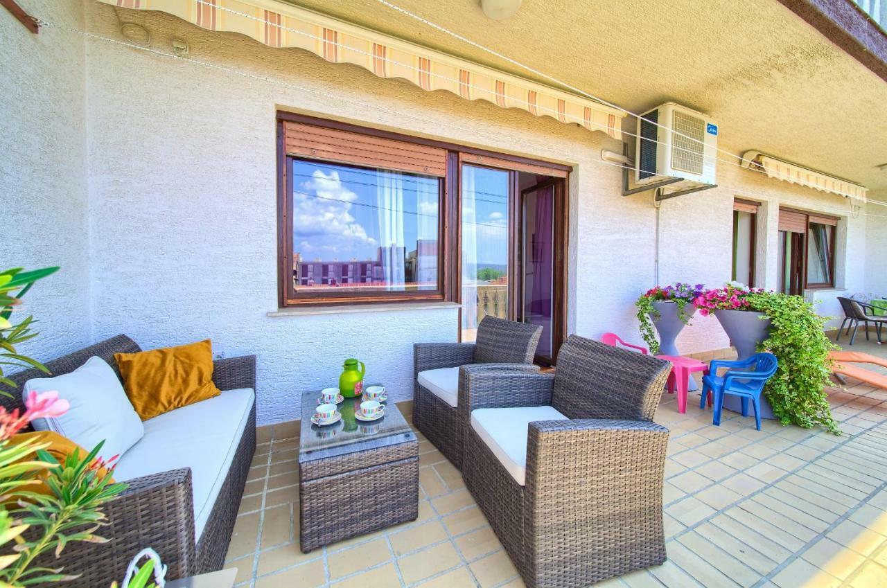 Family Apartments Vesna- 100 M Beach -Center Crikvenica Bagian luar foto
